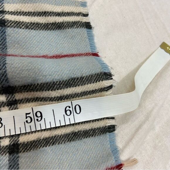 V Fraas‎ Ladies Blue Plaid Fringe End Scarf Cashmink - Picture 6 of 6